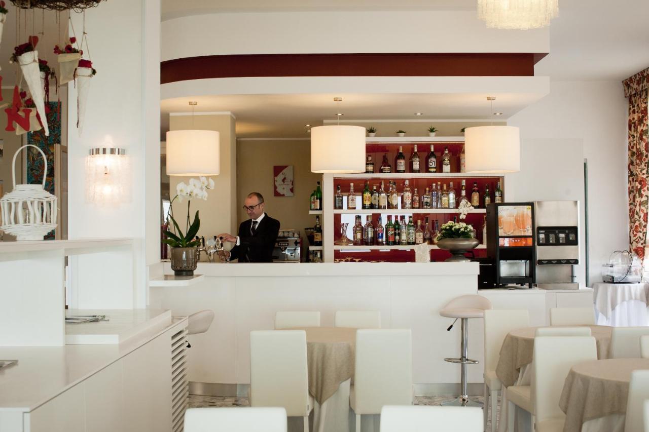 Hotel Canarie Lido di Jesolo Zewnętrze zdjęcie