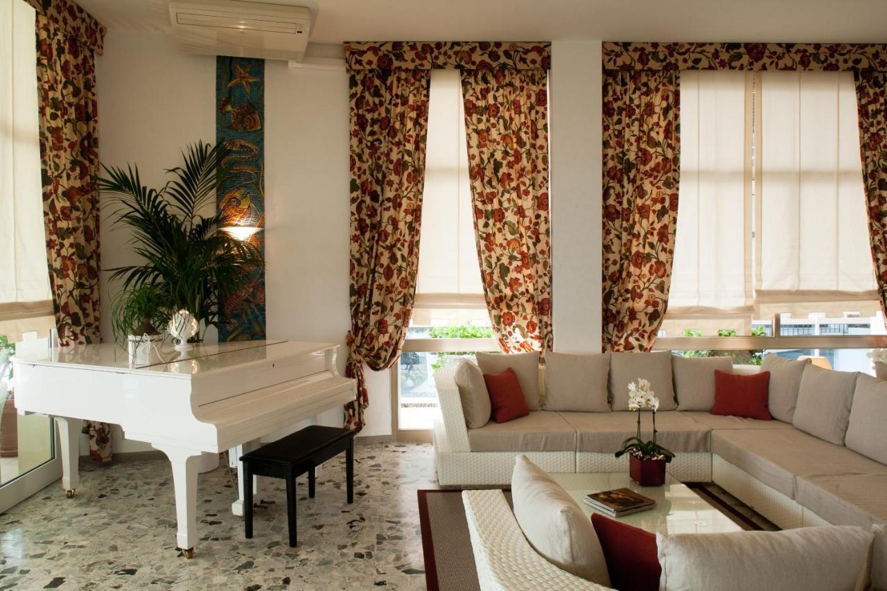 Hotel Canarie Lido di Jesolo Zewnętrze zdjęcie