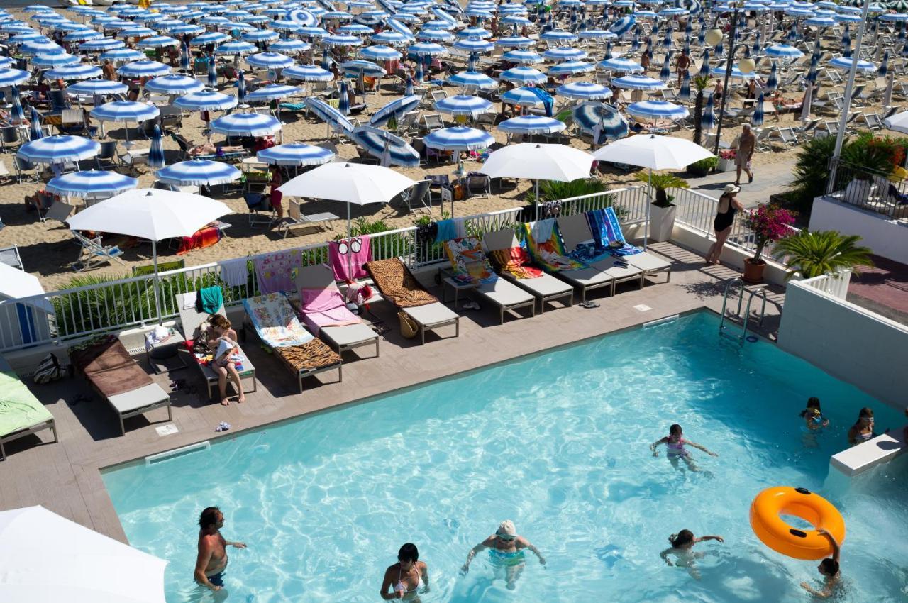 Hotel Canarie Lido di Jesolo Zewnętrze zdjęcie