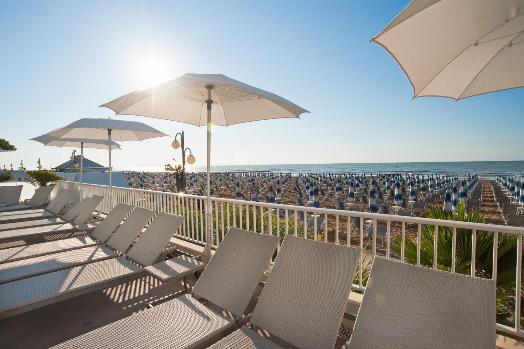 Hotel Canarie Lido di Jesolo Zewnętrze zdjęcie