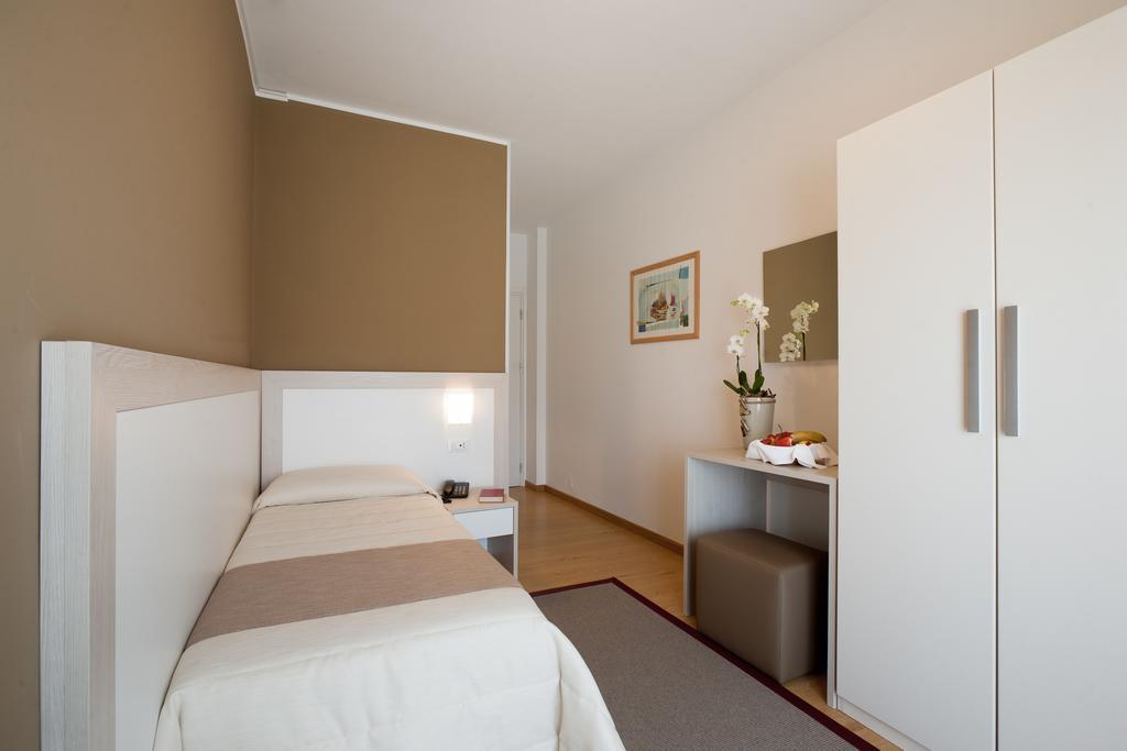 Hotel Canarie Lido di Jesolo Zewnętrze zdjęcie
