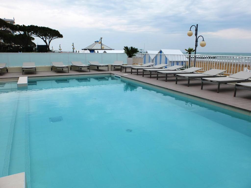 Hotel Canarie Lido di Jesolo Zewnętrze zdjęcie