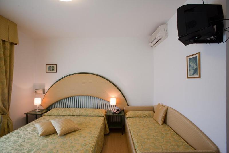 Hotel Canarie Lido di Jesolo Zewnętrze zdjęcie
